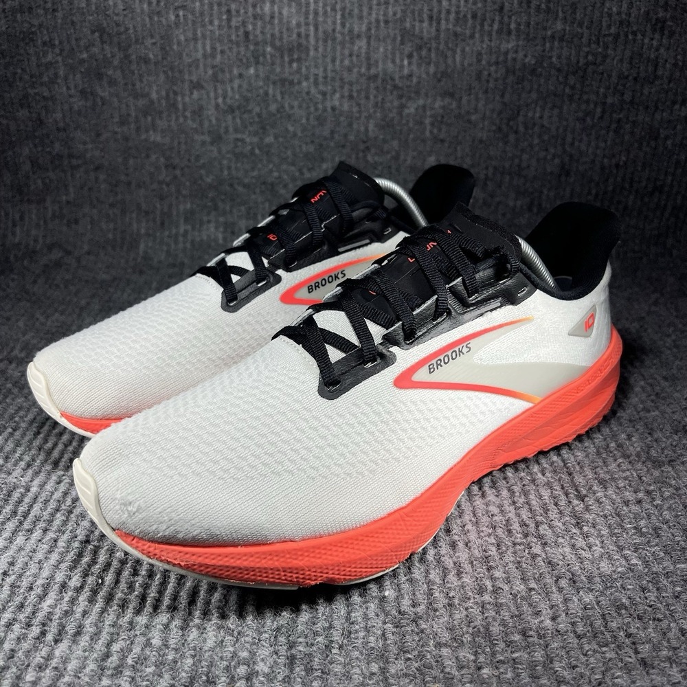 Brooks Launch 10 Men's Size 11 White Black Fiery Coral Running Shoes 1104091D410